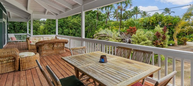 Hosted By Parrish Kauai: Noho Kai at Anini Beach - Classic Hawaiian Beach Cottag