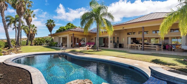 Hula Hula Ranch - 7 Bedrooms, Pool, Ocean View!