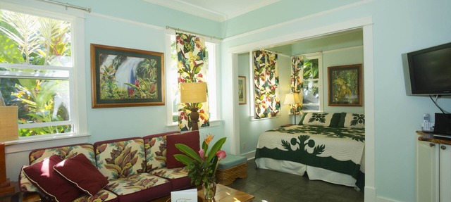 Iao Valley Inn