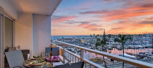 Ilikai Suites | Studio with Ocean View | Car Incl. w/6 nights | ILK-437 by KBM