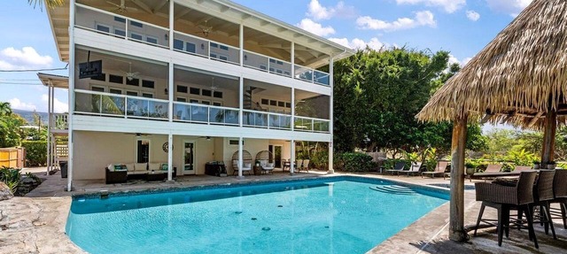 Incredible Luxury Beach House with Pool, Hot Tub, and Ocean Views in Kailua-Kona, Big Island, Hawaii