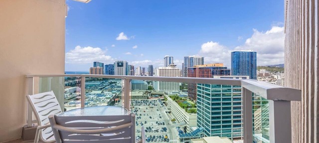 Incredible Partial Ocean & City View w/Balcony