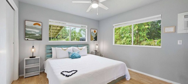 Island Rainforest Grove - Two comfortable homes on one spacious lot that are close to beaches and waterfalls!