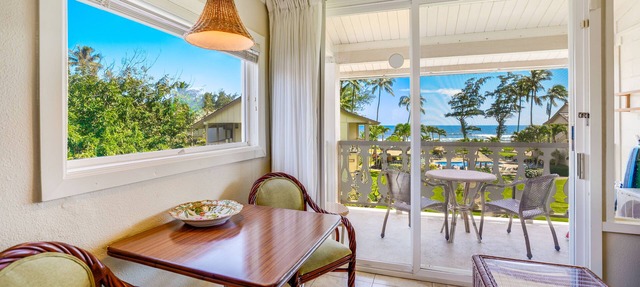 Islander on the Beach 309 Oceanview Top Floor Corner Studio with AC