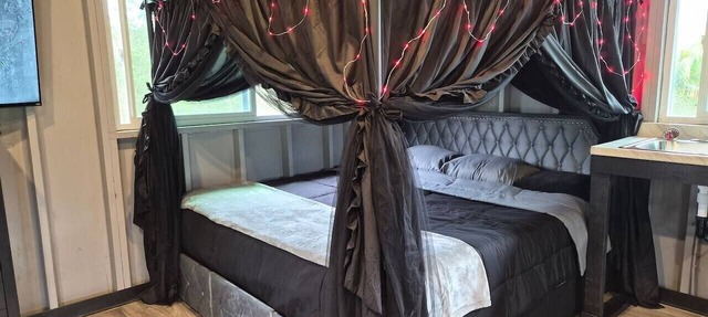 Jungle Lux Cabin - Private Tropical Escape