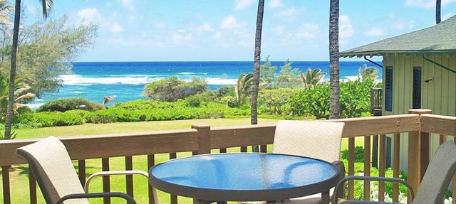 Kaha Lani 213, Beautiful Oceanfront Corner condo . wonderful sunrise views
