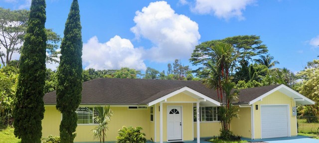 Kahakai Hale near Historic Pahoa Town