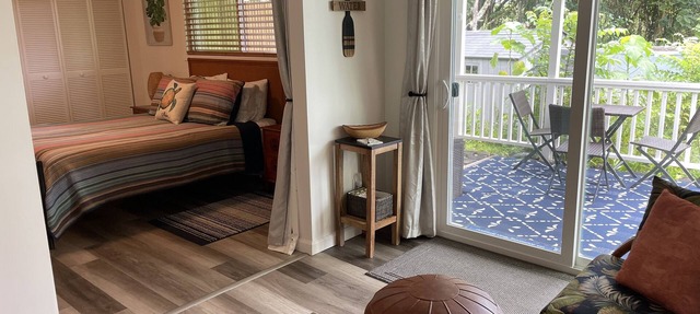 Kaloli Point retreat 3 blocks from the ocean and minutes to Shipman Beach trail!