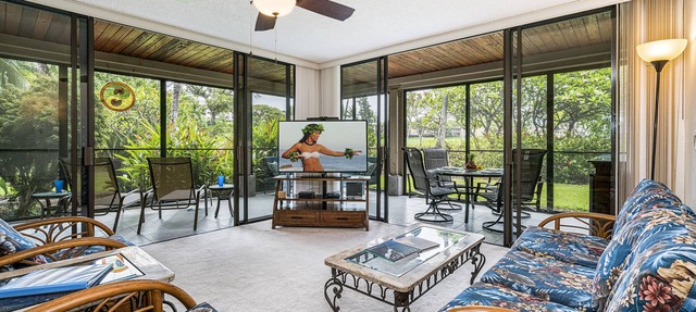 KKSR6104 GRND FLR, CORNER W/WRAP AROUND SCREENED IN LANAI! GARDEN & GOLF VIEW