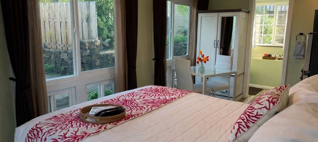 Kona Nook - Cozy Studio with Island Warmth