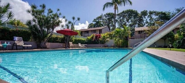 Lahaina 1 Block to Front St Shared 2 Bedroom Condo, 1 Private Bedroom For Guests