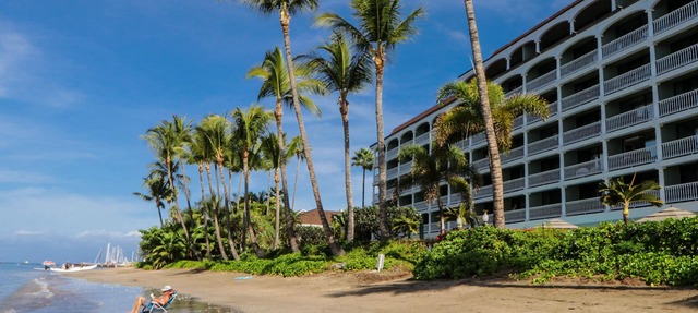 LAHAINA SHORES #105 OCEANFRONT SUITE, 2Bath 1Bedroom GROUND FLOOR
