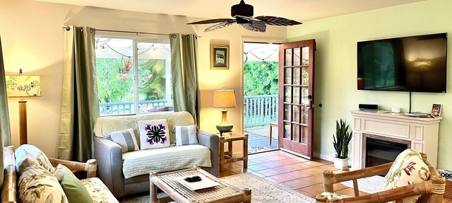 Lovely Art Cottage 5 Min. to Volcanoes NATL Park-clean, cozy, comfort -2 Bdrm