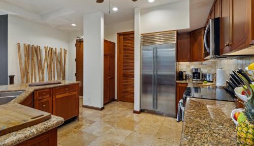 Luana Waikiki Hotel and Suites