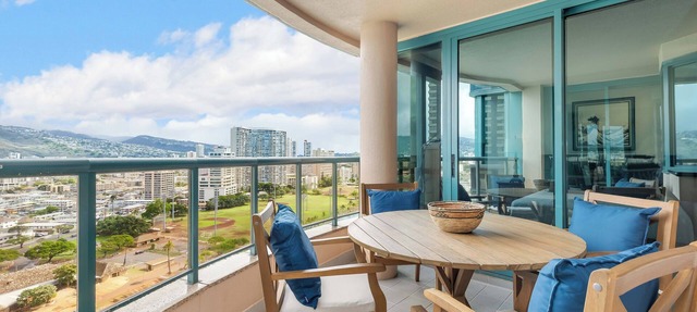 Luxury 24th-Floor Waikiki Landmark Condo with Mountain & Ala Wai Scenic Views