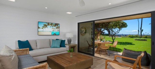 Maalaea Surf Oceanfront 1 BR Sleeps 4 Sailors Surfers Paradise Complimentary Car with 6 Nights MSR-F2 by KBM