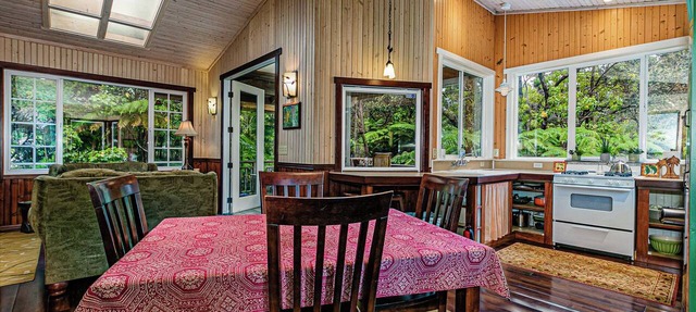 Maile Treehouse in Volcano, Hawaii is "Magical!"
