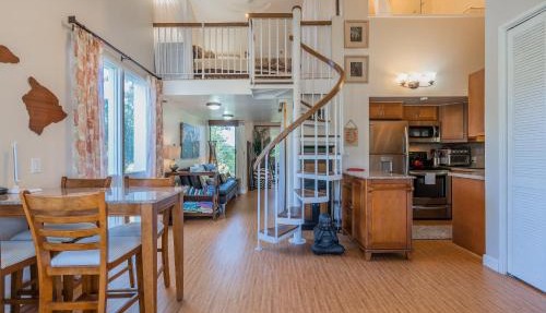 Makani Moana Loft - Golf Course View - North Shore - Sleeps 2