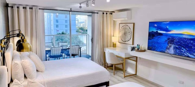 @ Marbella Lane- Trendy Waikiki Oasis Near Beach
