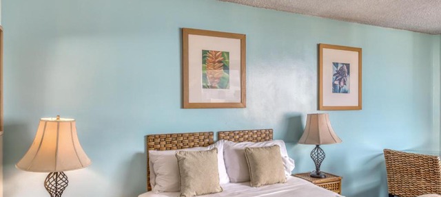 Marina Tower 2002 Thirty Night Rental