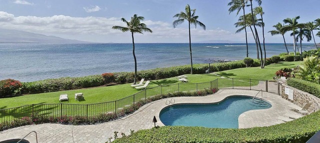 Maui Oceanfront Condo with Spectacular 180 Degree Ocean View!