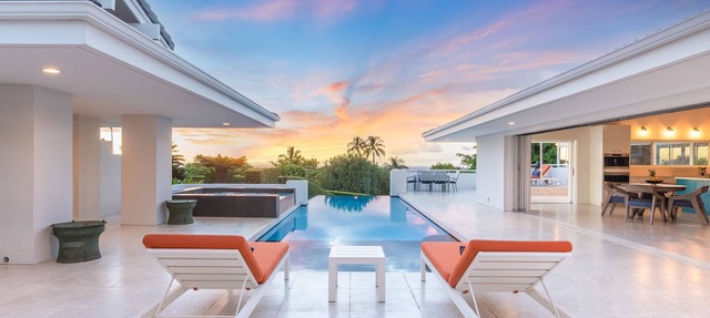 Modern and Quiet Mauna Kea Gem