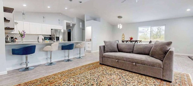 Modern Dog-Friendly Keaau Oasis on 2 Acres with Patio & W/D