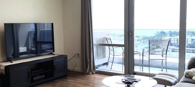 New condo with great ocean view and minute walk to shopping center