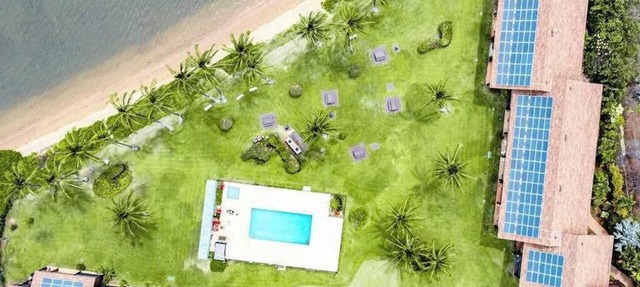 New Fall Deal Top-Floor Whitewater Views Over Molokai's Coast