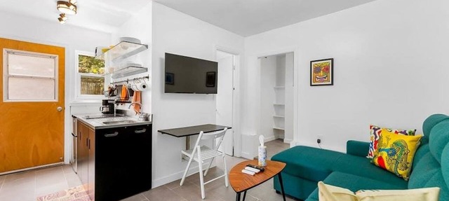 *New* Honolulu Studio Near Hanauma Bay, 30-Night Minimum