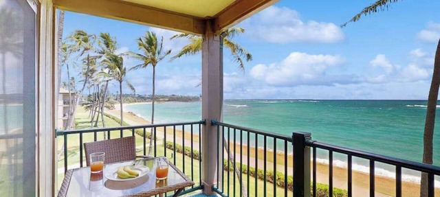 *New* Top-Floor Kapaa Oceanfront Condo with Resort Fun