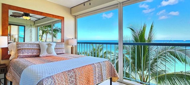Ocean & Beachfront Studio - Sans Souci 203