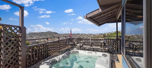 Ocean & Diamond Head Views – Kahala Gem