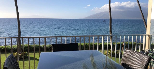 Ocean Front Renovated 2 BR/BA Luxury Condo w/A/C . 2nd Floor Unobstructed View