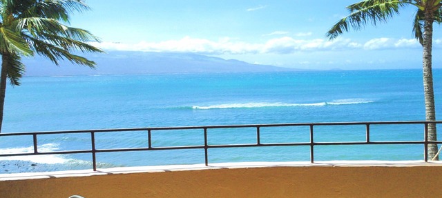 Ocean Front with Spectacular View