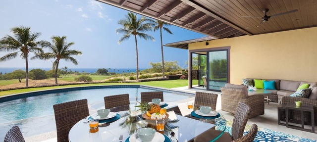 Ocean Views/Private Swimming Pool. Mauna Kea High Bluffs Home