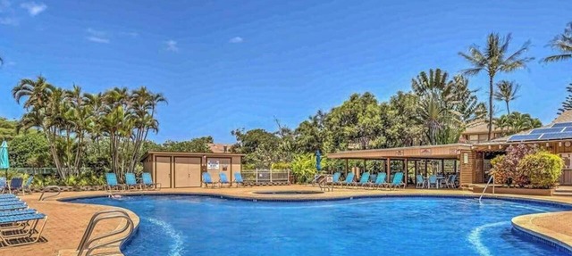 Ocean-View Molokai Condo with Pool, Beach Access & Grill