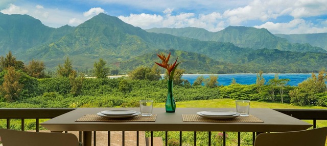 Ocean View Top Floor Resort 3BR +A/C +Pool +Beach