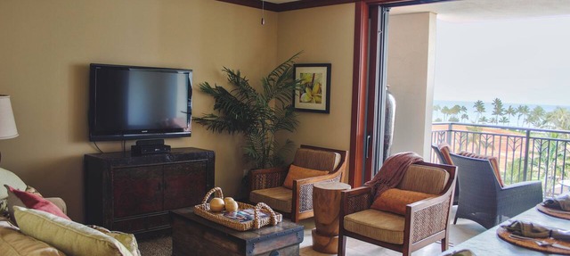 Ocean View Villa on 6th floor w/Semi-Private Elevator