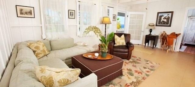 Ocean Views, Swimming Pool Access, Historic Cottage