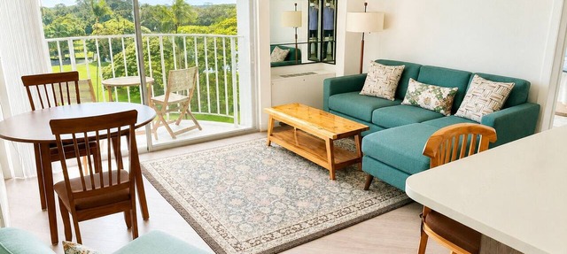 Ocean & Wailoa River Views - AC + Pool - 2BD/2BTH