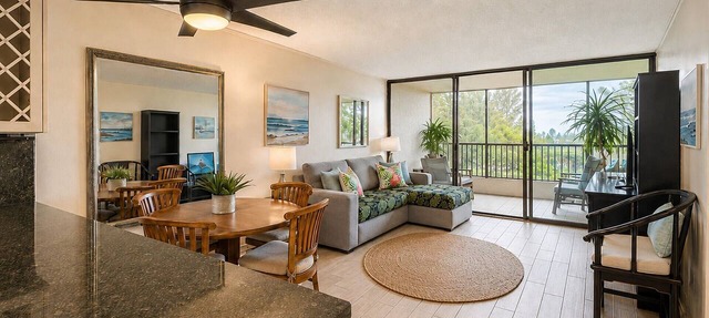 Oceanfront 4BR, 2 Condos for 12 in Hilo, Hawaii!