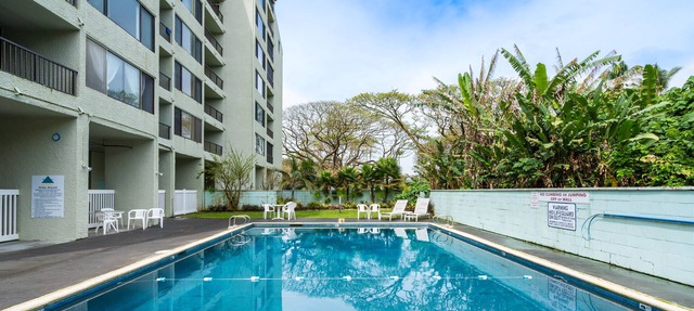 Oceanfront Condo w/ Shared Pool & Garden Views, Free WiFi, & Washer/Dryer
