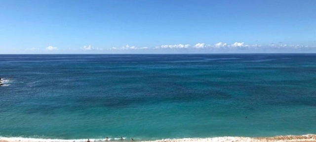Oceanfront Hawaiian Princess 1002 1990/NUC-2258