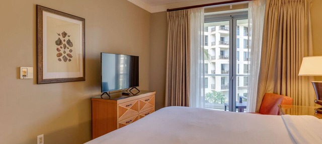 Oceanfront Maui Retreat | 1BR at Honua Kai Resort & Spa w/Pool and FREE Parking