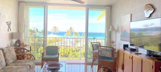 Oceanfront Puako Condo 407 w/Pool & Stunning Views