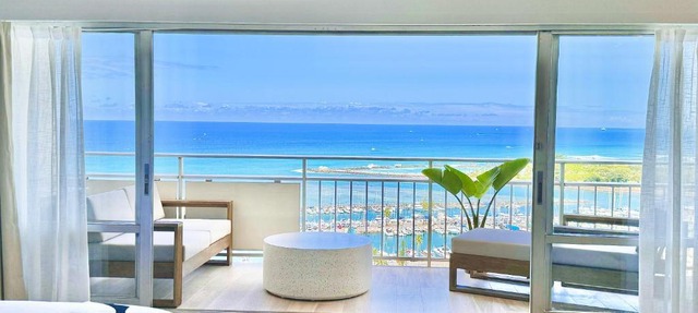 Panoramic Oceanview Resort - Full Kitchen in Each Unit, 2 Swimming Pools, Onsite Restaurants, Fireworks Every Friday