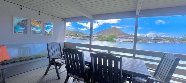 Paradise Found! Hale Mahulia! Fabulous 3 BR Marina Home in Hawaii Kai!