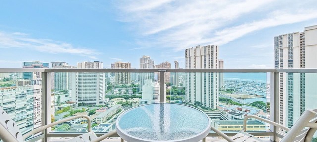 Partial Ocean View Studio w/Balcony