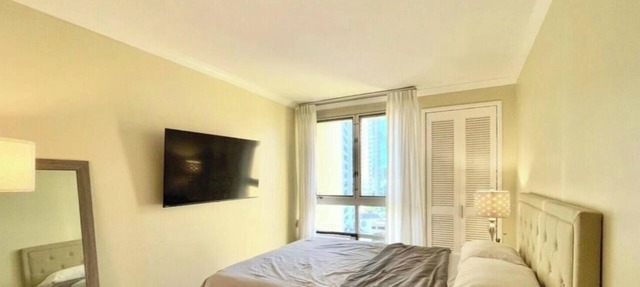 Perfect Ocean view 2-bedroom condo that’s centrally located near Ala Moana beach